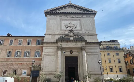 San Salvatore in Lauro