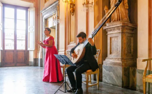 Siena: Concerto di Opera Intimo e Tour in Piazza del Campo